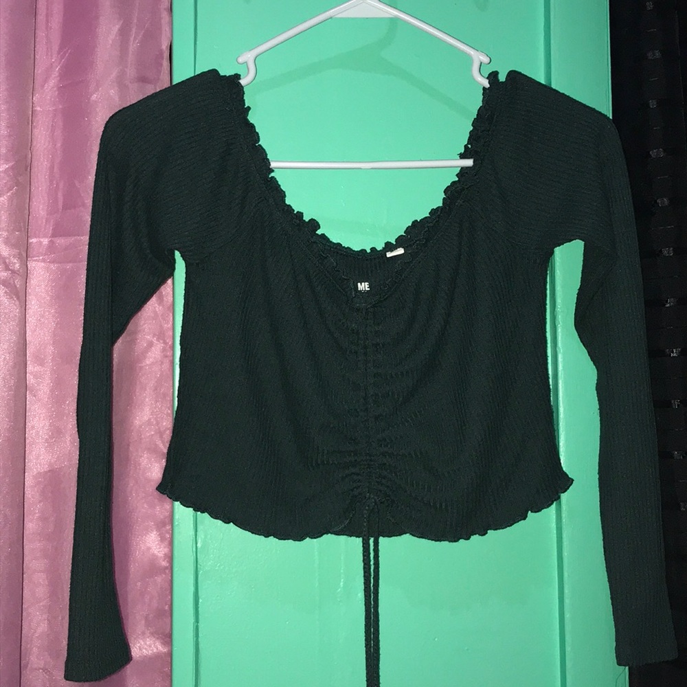 Me to we green shoulders crop top long sleeve